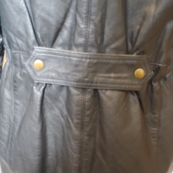 Vintage 80/90s Women's Leather Jacket - Picture 8 of 11